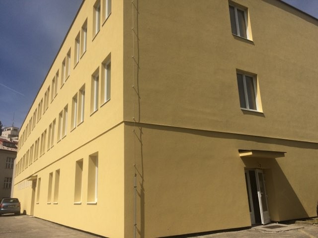 VÚB Havlíčkův Brod - rekonstrukce fasády (Boletické panely)